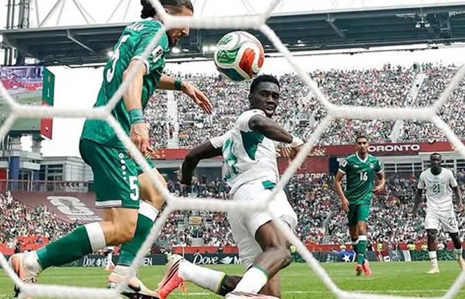 Sénégal 5-0 Irak : les Lions rugissent, Pape Gueye flambe et la qualification devient réalité
