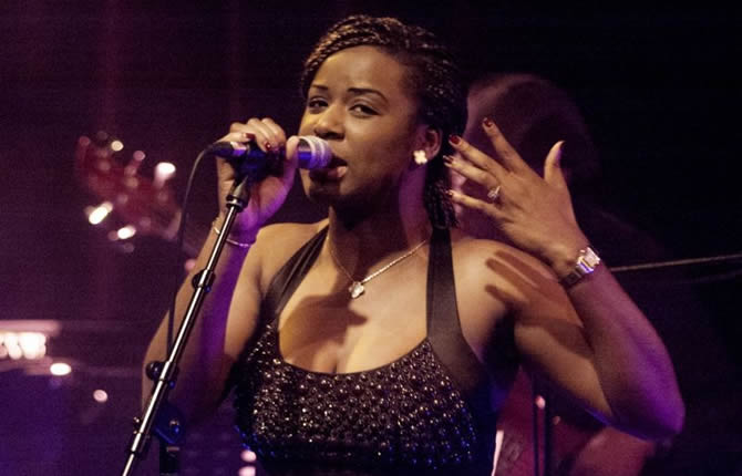  Charlotte Dipanda fête ses 10 ans de carrière avec un nouvel album