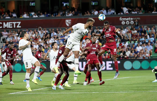 PSG vs metz : « Je suis content d'avoir marqué de la tête » déclare Choupo-Moting