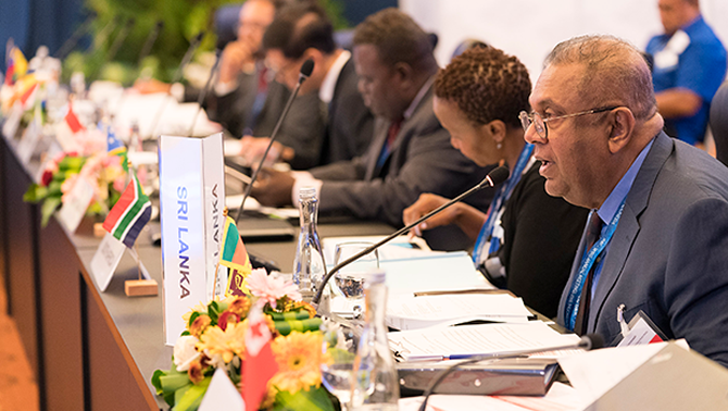 Finance ministers to discuss joint action to prevent future debt crises