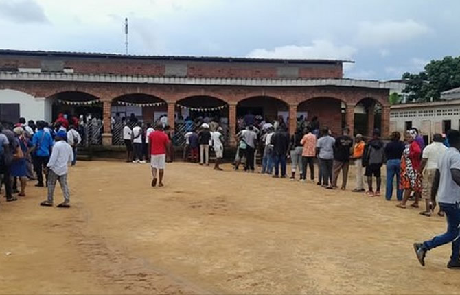 Présidentielle 2025 : le Cameroun vote sous haute surveillance, Paul Biya en qu?te d?un huitième mandat