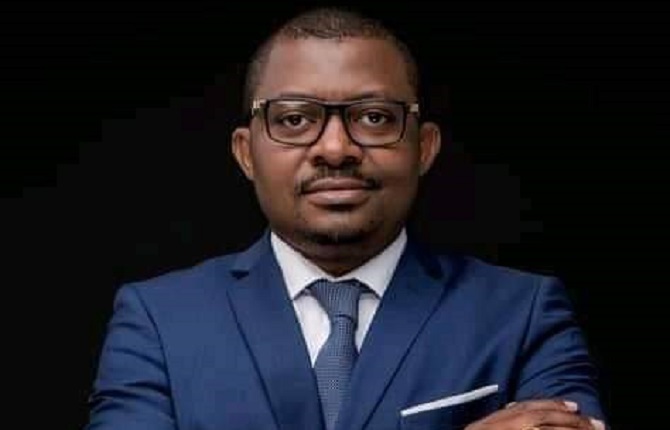 Le magna camerounais de la cryptomonnaie Émile Parfait Simb retrouve la liberté