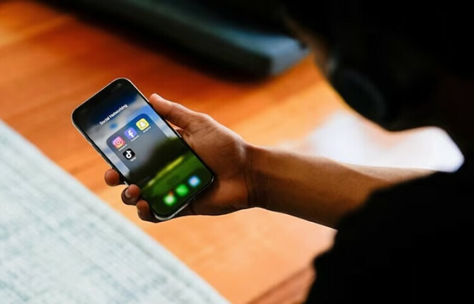 EXCLUSIF ? La Nouvelle-Z?lande veut interdire les r?seaux sociaux aux moins de 16 ans !