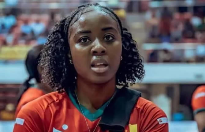 EXCLU ? Estelle Adiana, la Lionne Indomptable du Volley Camerounais, Rejoint le Volley Club Harn?sien !
