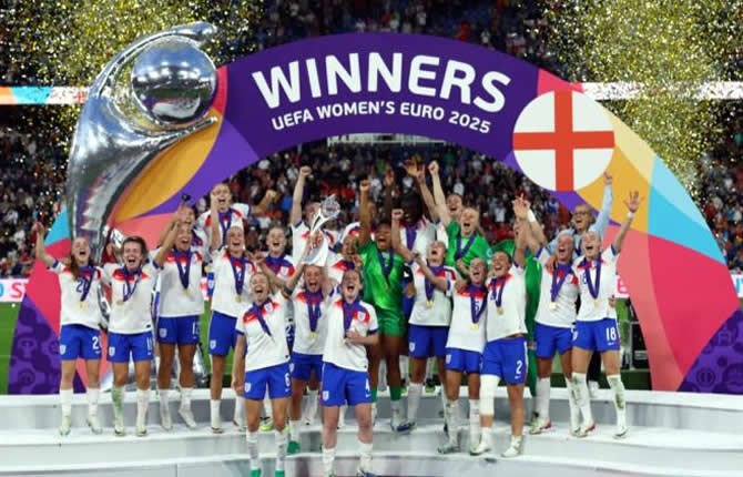 Tour d'horizons des résultats des matchs de la semaine du 21 au 27 juillet 2025 : Football f?minin, l?Angleterre et le Nigeria r?gnent sur l'Europe et l'Afrique