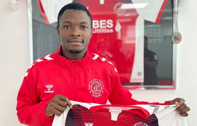 Le jeune attaquant camerounais Fabrice Lotin s'engage avec Fleetwood Town Fc aux Émirats Arabes Unis