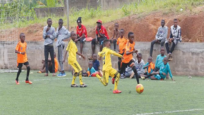 Football jeunes: les premiers pas de la Ligue spécialisée