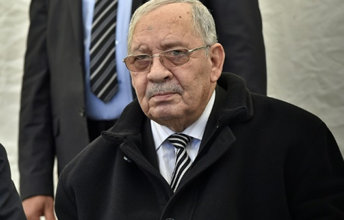 Le général Gaïd Salah, personnage clé du pouvoir algérien