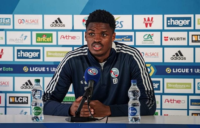 Le défenseur franco-camerounais de Strasbourg, Gerzino Nyamsi, veut jouer la Can avec le Cameroun