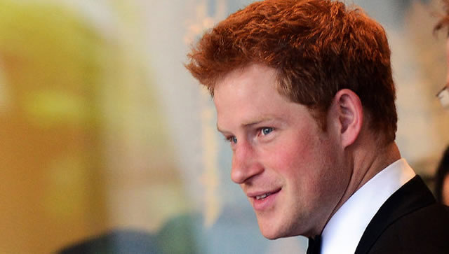 Prince Harry nu: la famille royale contre la diffusion des photos