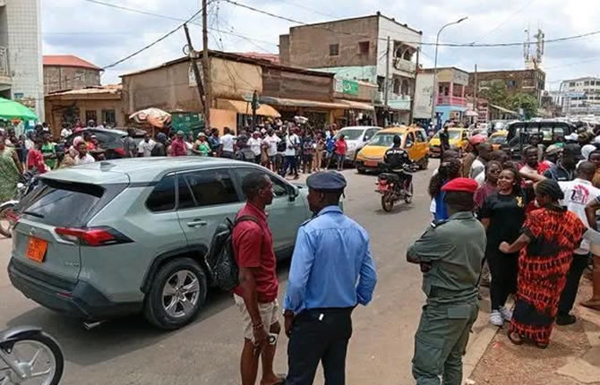 Drame à Yaoundé : une femme de 44 ans poignardée à mort dans un hôtel, un jeune homme de 22 ans interpellé