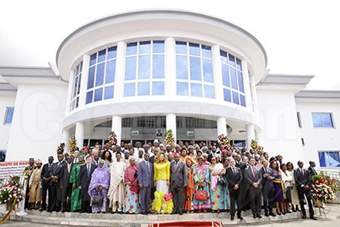 Le Cameroun inaugure un Centre hospitalier et de recherche en chirurgie endoscopique et reproduction humaine