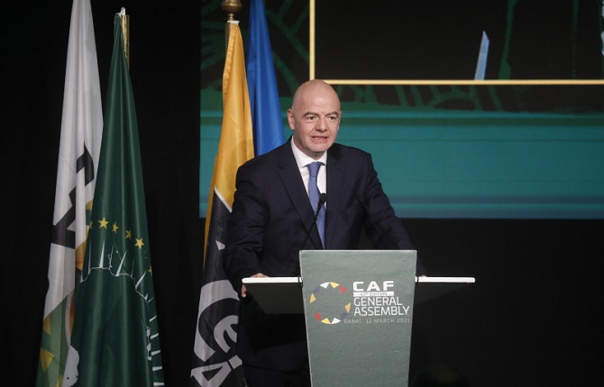 Crise à la FIFA : la Belgique lâche Gianni Infantino et réclame des comptes