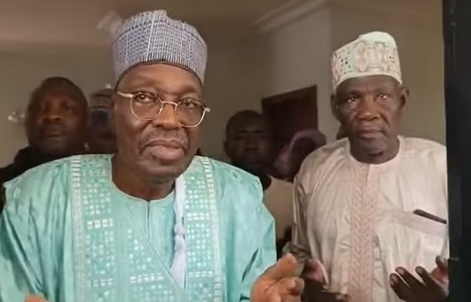 ?Je libèrerai ce pays par tous les moyens? ? La première r?action muscl?e d?Issa Tchiroma après la proclamation de Biya