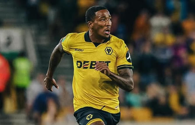League Cup : Les Wolves arrachent la victoire face ? West Ham grâce ? un Tchatchoua d?cisif