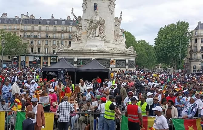 Gr?goire Owona fusille le meeting de Maurice Kamto ? Paris : ?Minable? 
