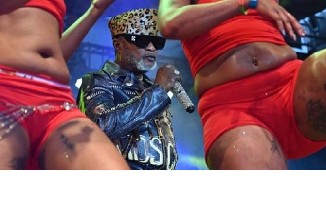 L'artiste Koffi Olomide condamné en appel en France pour séquestration