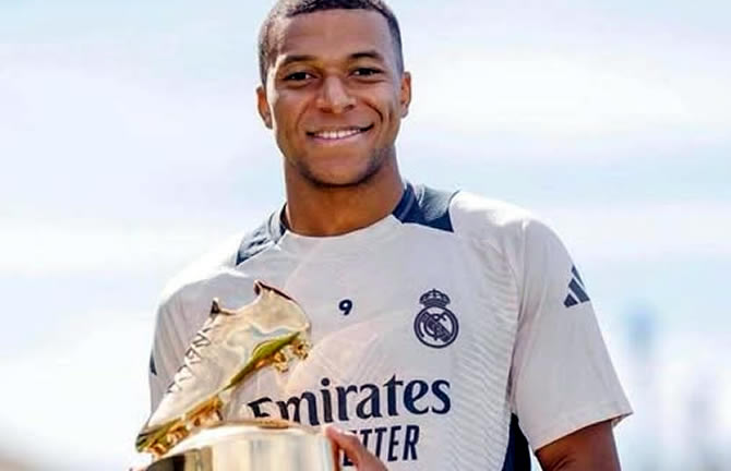 Mbappé entre dans la lâgende : premier Soulier d?Or pour sa première saison madril?ne
