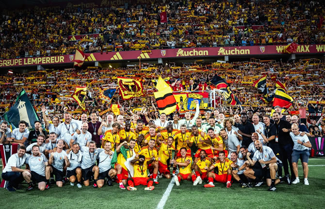Lens humilie le PSG 1-0 : les Africains de Bollaert écrivent l’histoire face à l’armada parisienne