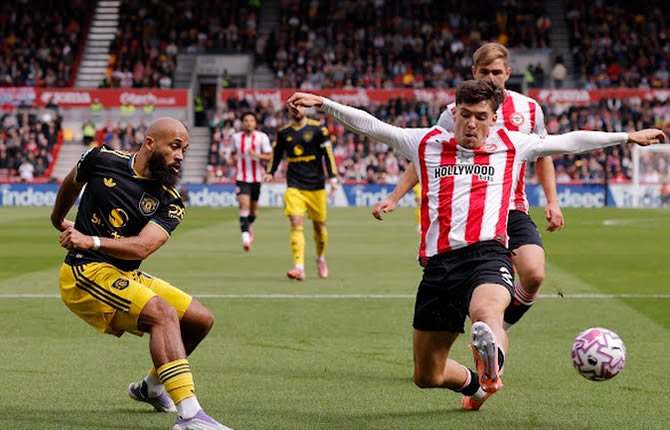 Premier League : Bryan Mbeumo et Manchester United coul?s par Brentford (3-1)