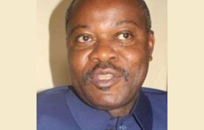 Michel Ange Angouing rend un vibrant hommage à Anicet Ékanè et interpelle sur l’état de la démocratie camerounaise