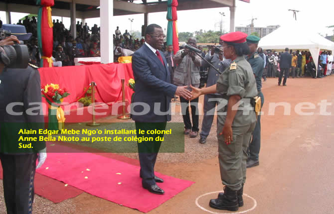 National Gendarmerie:Female Soldiers At Warfront Saluted