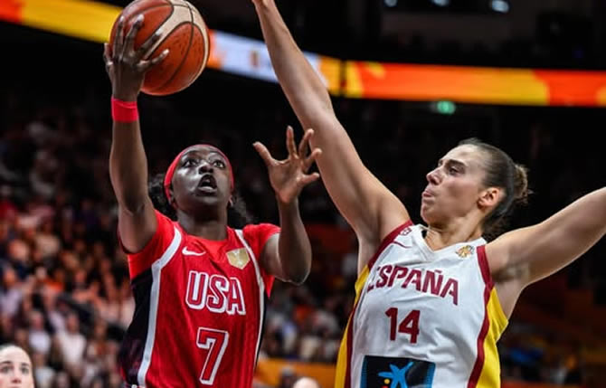  Les États-Unis dominent l’Espagne et rejoignent  les Bleues en finale de la Coupe du monde féminine de basketball 2026