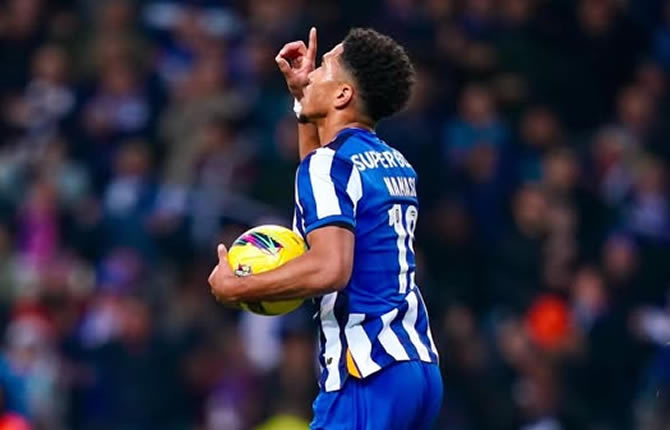L'attaquant camerounais Danny Namaso marque et arrache l'égalisation contre le Sporting en Liga Portugal