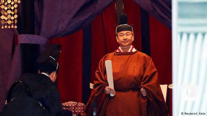 L'empereur japonais Naruhito proclame son intronisation