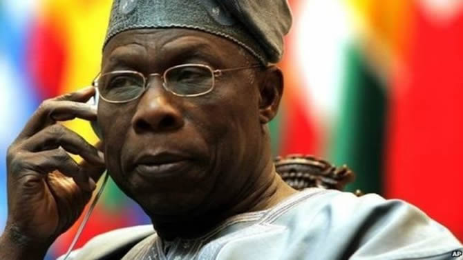 Obasanjo : ''génocide de type rwandais'' se dessine au Nigeria