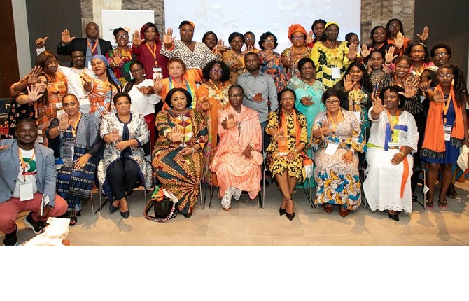 Le Mouvement des Femmes pour Mettre fin à la Violence à l?égard des Femmes et des Filles en Afrique de l?Ouest et Centrale