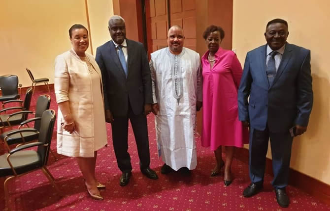 Joshua Osih reçu conjointement par par l'Union Africaine, la Francophonie et le Commonwealth