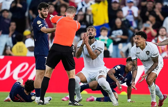 Coup d?arr?t pour le PSG ! Botafogo cr?e la surprise ? Pasadena