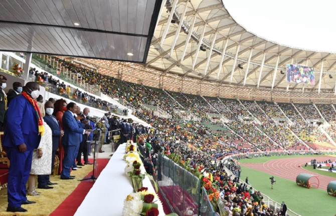 Stades vides pendant la CAN : Le président camerounais demande aux fonctionnaires d'arrêter le travail à 14h pour se rendre dans les stades
