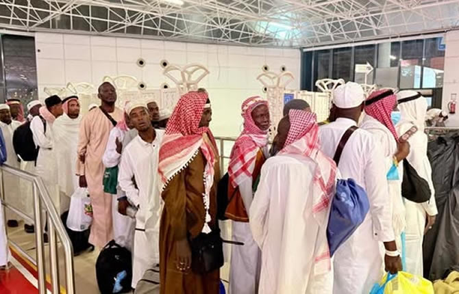 Hadj 2026 : le Cameroun en deuil, deux pèlerines décèdent en Terre sainte et un retour de pèlerinage vire au drame familial