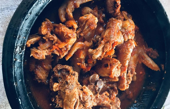 Douala : Elle pousse le fils de sa coépouse du 3e étage à cause des morceaux de poulets