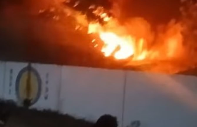 Présidentielle 2025. Nuit d?émeute ? Mokolo. La permanence du RDPC incendi?e sous les tirs