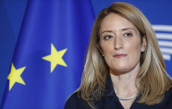 Union européenne : Roberta Metsola lance un avertissement majeur avant les élections décisives de 2027