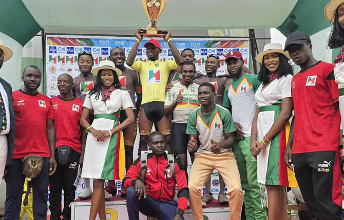 Cameroun : Le Coup de Maître de Kuéré, Il Arrache le Maillot Jaune du Tour 2026 dans un Final d’Anthologie à Yaoundé