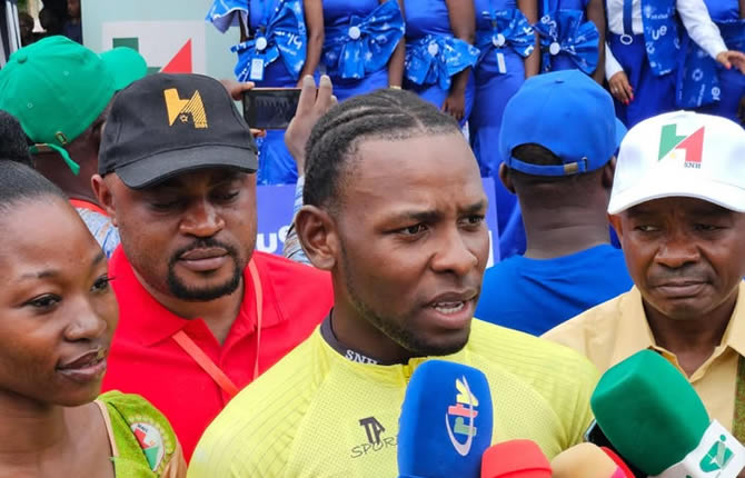 Tour du Cameroun 2026 : Mohamed-Nadjib Assal signe un triplé historique, mais le Camerounais Rodrigue Kuéré garde le maillot jaune 