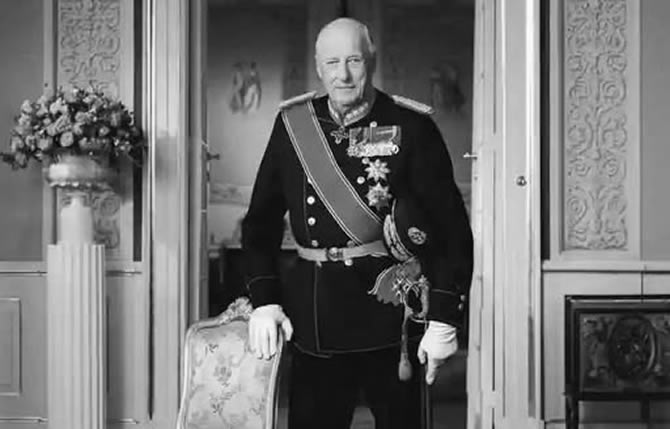 Le roi Harald V de Norvège est mort à 89 ans : son fils Haakon lui succède sur le trône