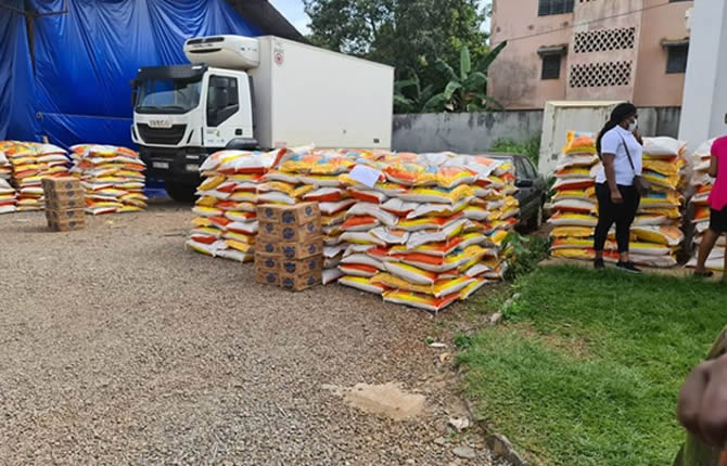 Scandale dans la gestion du don de 4000 sacs de riz par Orca