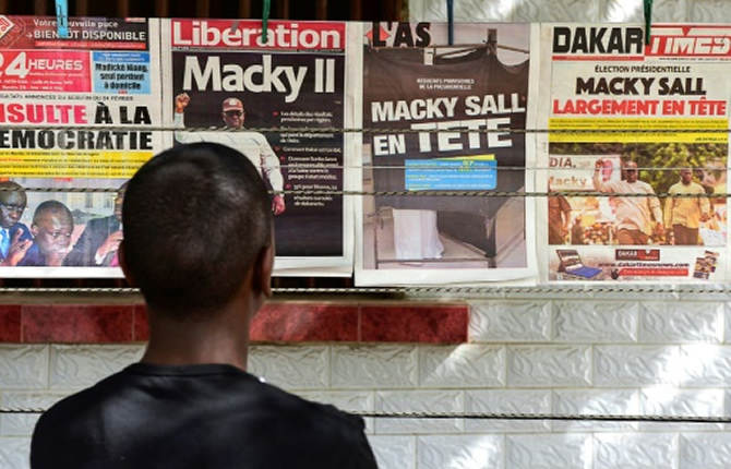 La bataille de chiffres de la présidentielle au Sénégal entre pouvoir et opposition