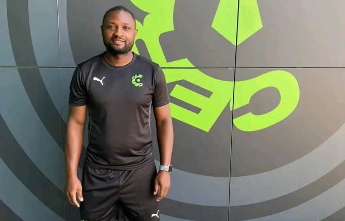 S?bastien Siani passe du terrain au banc : l?ex-Lion Indomptable devient entra?neur adjoint des U16 du Cercle Brugge