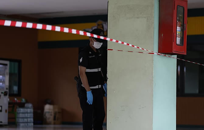 Il avait 14 ans, il a tué 5 enseignants, ses grands-parents et une fillette de 12 ans : la Thaïlande sous le choc