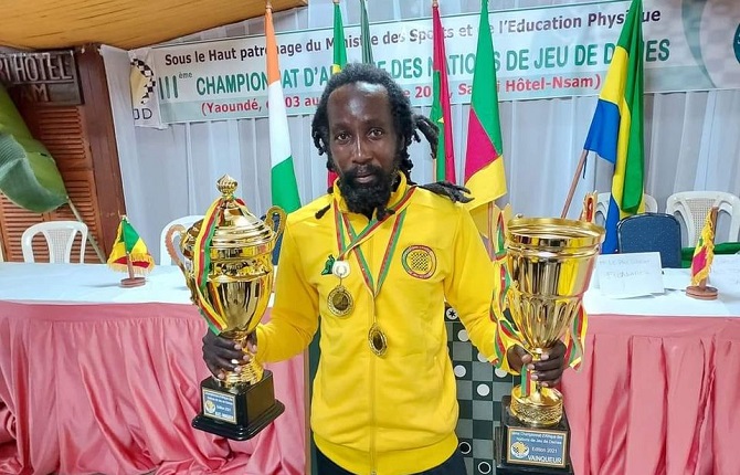 Thomy MBONGO  (Plusieurs fois champion du jeu de dames) : «Voici pourquoi je change ma nationalité sportive »