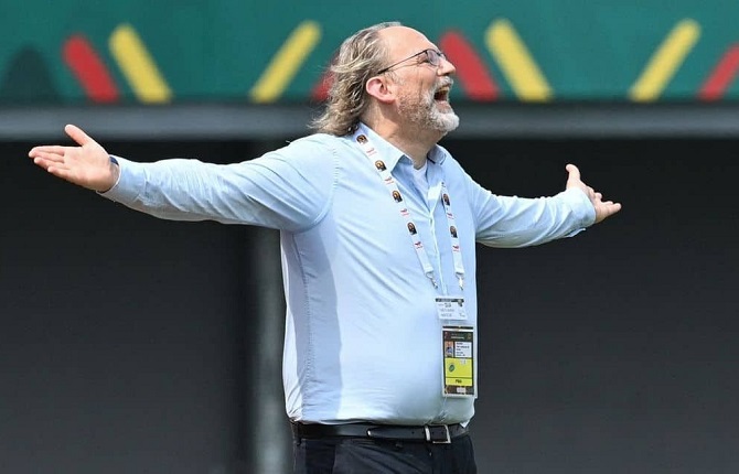 Qualifié pour les quart de finale, l'entraineur gambien révèle qu'il a passé la nuit aux toilettes