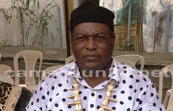 Interview : Sa majestÃ© Toto Bekombo ThÃ©odore Chef traditionnel de 1 er degrÃ© de Dibombari