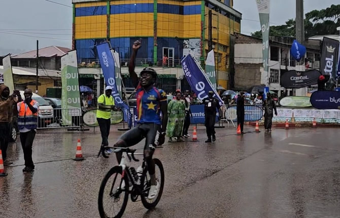 Tour Cycliste du Cameroun 2026 : Kasereka s’offre la 9e étape, mais Rodrigue Kuéré rêve encore du maillot jaune avant le dénouement final