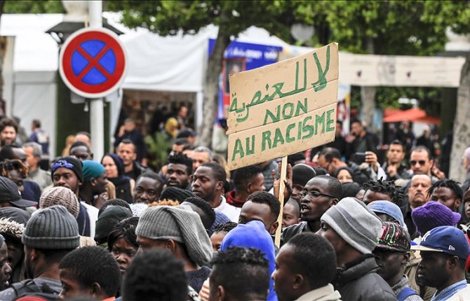 Tunisie: Le discours raciste du présideTunisie: Une vague de violence contre les Africain·e·s Noirs